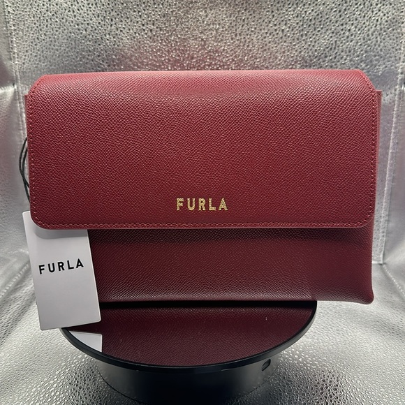 Beautiful brick-red Furla NWT - Picture 3 of 14